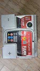 FIAMM Batteria auto 12V 54Ah 520A - L1 54P 