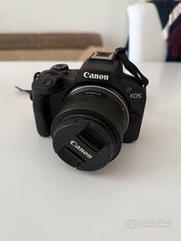 Canon EOS R50 Kit Completo