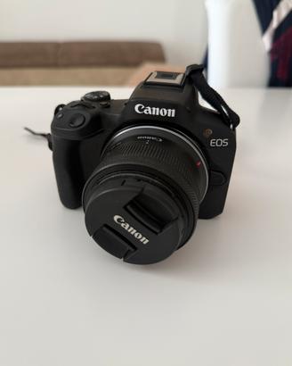 Canon EOS R50 Kit Completo