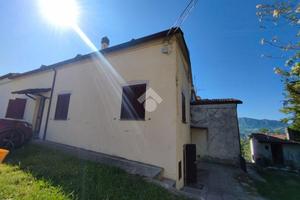 CASA SEMINDIPENDENTE A SOGLIANO AL RUBICONE