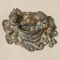 Acquasantiera da parete vintage.