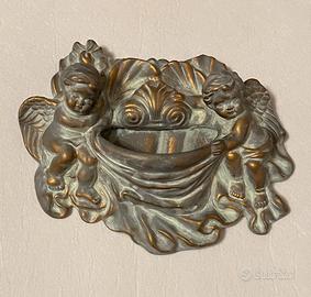 Acquasantiera da parete vintage.