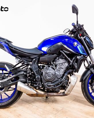 YAMAHA MT 07 - 2023