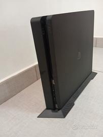 PlayStation 4 Slim 
