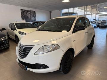Lancia Ypsilon 0.9 TwinAir 85 CV 5 porte S&S Gold