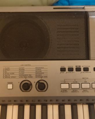 tastiera musicale Yamaha