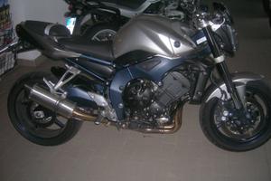 Yamaha FZ1 - 2006
