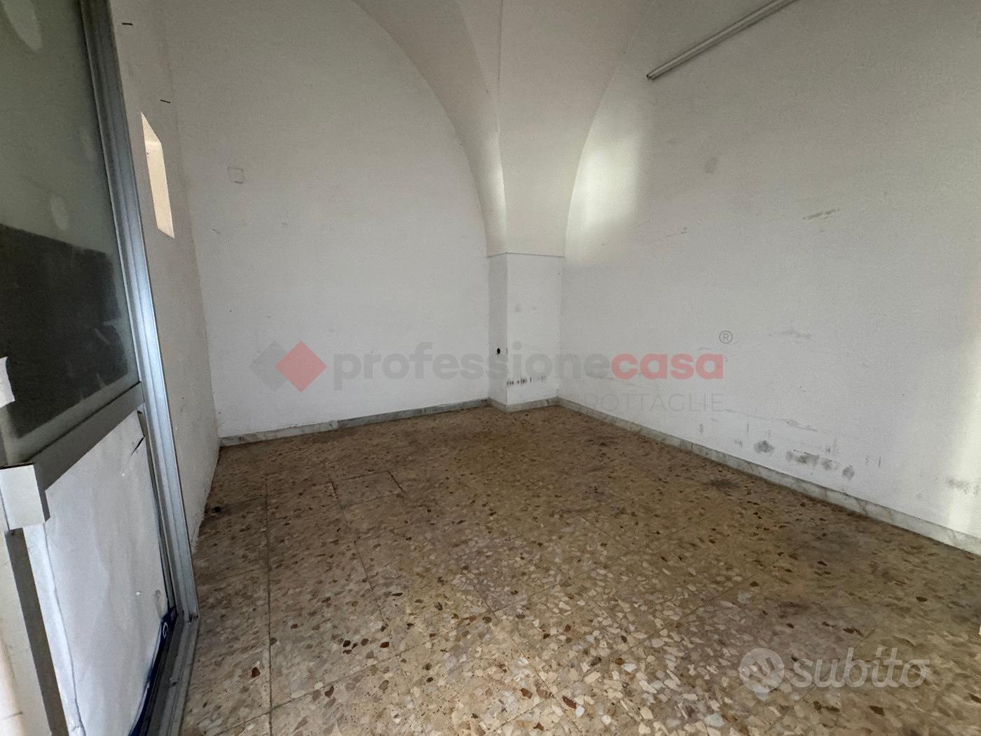 Negozio Grottaglie [LM2640VCG] - Altro