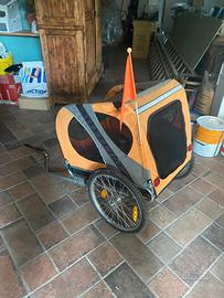 Rimorchio da bici per cani