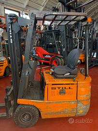 Muletti carrelli elevatori