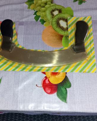 coltello Mezzaluna in metallo e plastica 