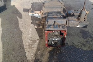 Cambio velocità trattore Lamborghini 1056