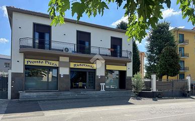 NEGOZIO A CARATE BRIANZA