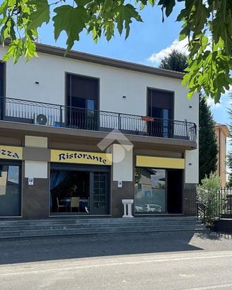 NEGOZIO A CARATE BRIANZA