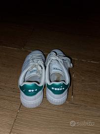 scarpa Diadora bianca e verde 