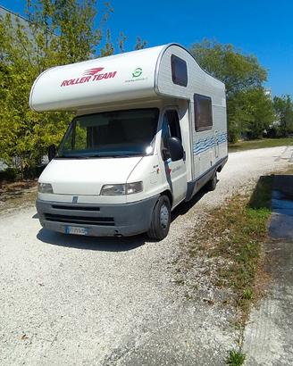Camper mansardato