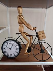 Orologio da tavolo bici manichino legno 