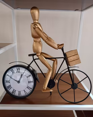Orologio da tavolo bici manichino legno 