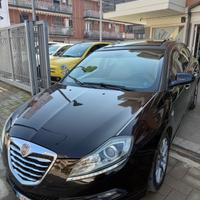 Lancia Delta 2.0 MJT DPF Argento