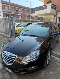 Lancia Delta 2.0 MJT DPF Argento