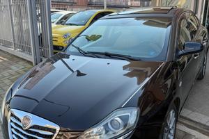 Lancia Delta 2.0 MJT DPF Argento