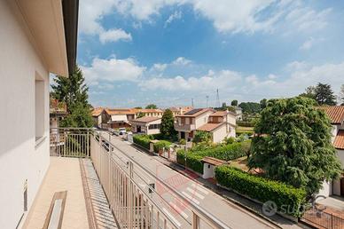 CERNUSCO SUL NAVIGLIO-Villa Bifamiliare