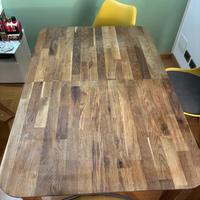 Tavolo pranzo e sedie