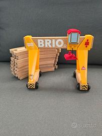 Brio 33732 Gru a Ponte con binari per Trenini