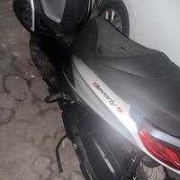 Beverly 400 hpe 2023