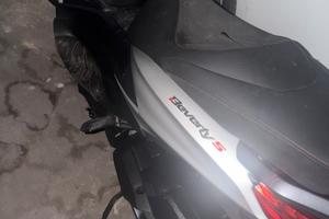 Beverly 400 hpe 2023