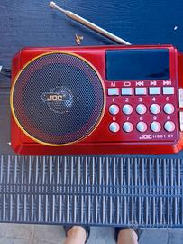 Radio con  presa USB,, cuffie,, pennetta