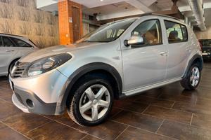 Dacia Sandero Stepway 1.6 8V 90CV