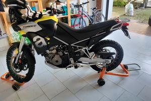 Aprilia Tuareg 660