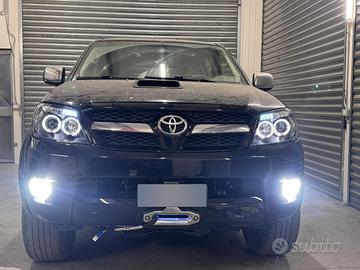TOYOTA HILUX 3.000 MANUALE