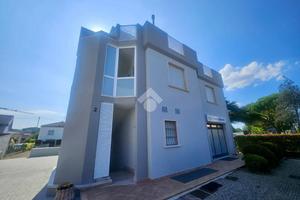 5 LOCALI A SAN GIOVANNI LUPATOTO