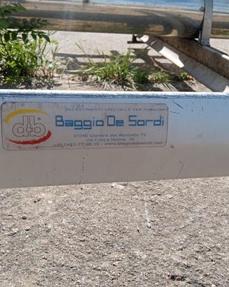 Porta pacchi (Baggio de sordi)