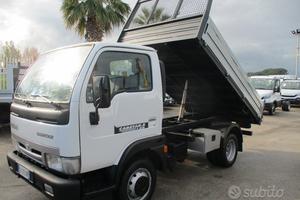 Nissan Cabstar 3000 120CV RIBALTABILE TRILATERALE