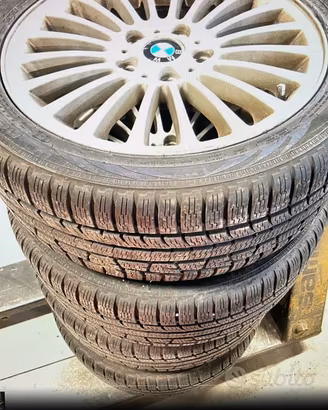 Cerchi bmw e46 da 17 con gomme seminuove