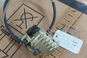 PINZA FRENO ANTERIORE BEVERLY 125-300