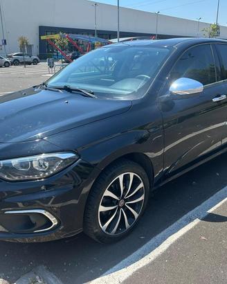 Fiat Tipo Sw Ii 2016 Diesel Tipo Sw 1.6 Mjt Lounge