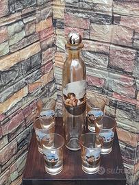 bottiglia con sei cicchetti con angeli