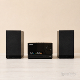 Stereo Samsung con casse + telecomando, revisionat