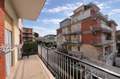 3 LOCALI A GAETA