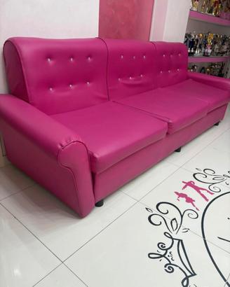 Divano rosa strass