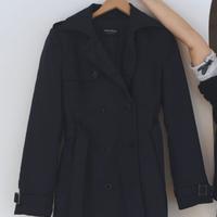 Trench impermeabile leggermente imbottito