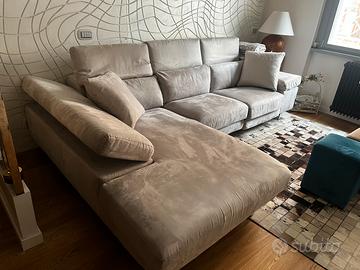 Poltone e Sofa’ divano con penisola e relax