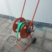 canna giardino con carrello avvolgitubo