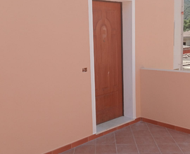Teulada grazioso bivano con terrazza a livello