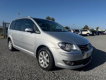Volkswagen Touran 2.0 TDI DSG