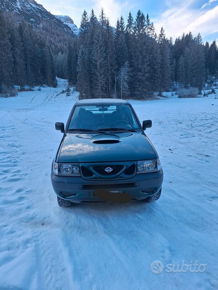 NISSAN Terrano II